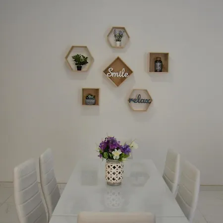 Lorenza Letting Appartement *