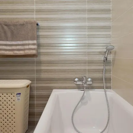 Appartement Lorenza Letting *