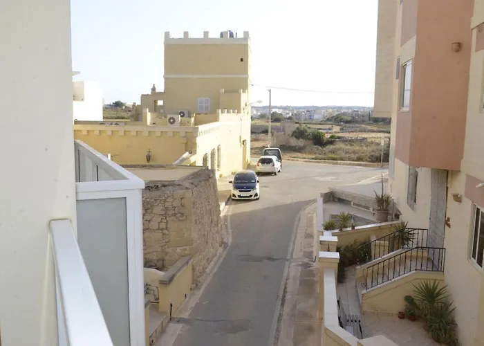 Lorenza Letting Apartament